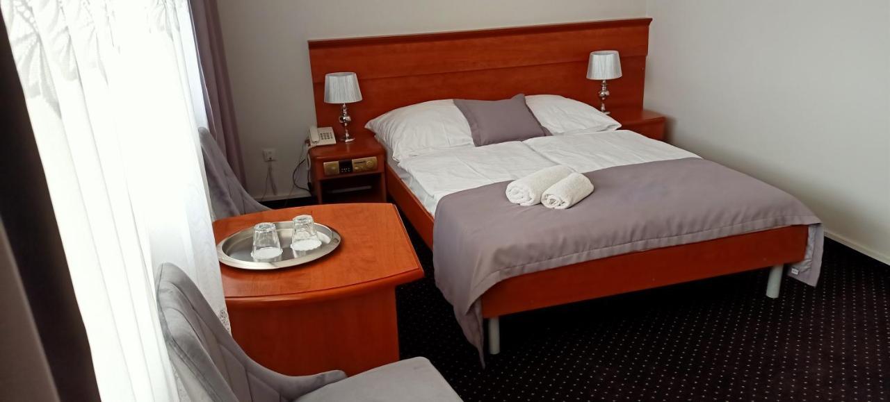 Hotel Wodnik Twoj Hotel Z Widokiem Na Morze Ustronie Morskie Esterno foto