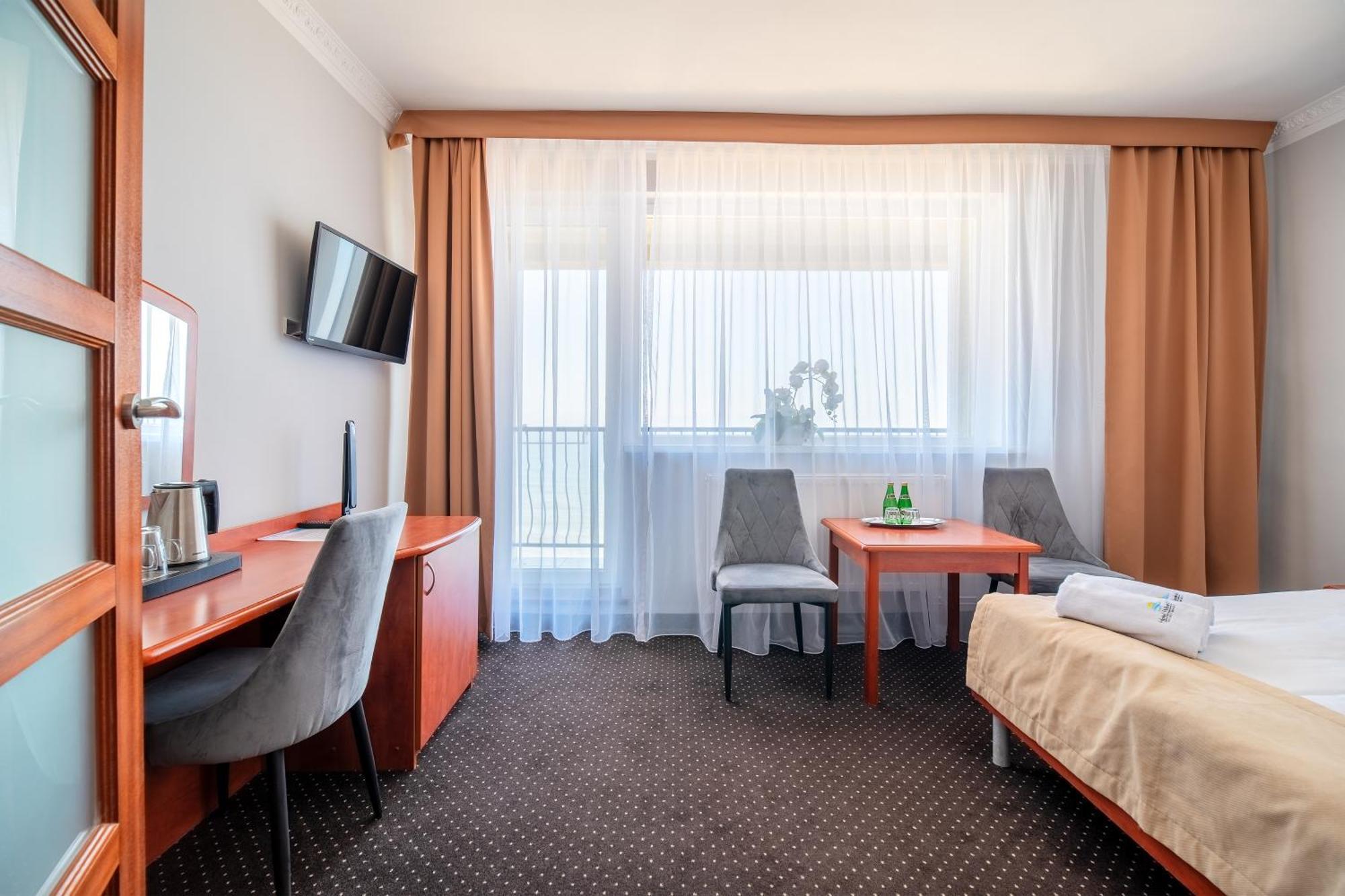 Hotel Wodnik Twoj Hotel Z Widokiem Na Morze Ustronie Morskie Esterno foto